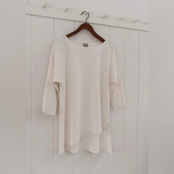 Chicos Asymmetrical Hem Scuba Tunic Cream White Minimal Minimalist Size O Small - Picture 3 of 14